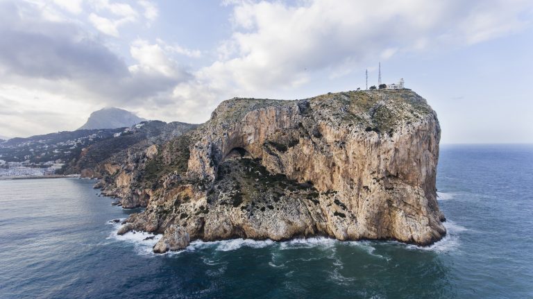 cabo san antonio a vista de drone